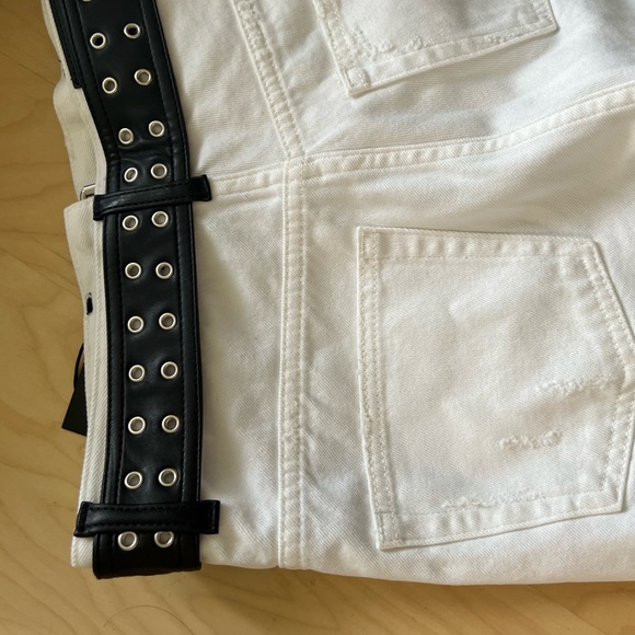 The KOOPLES white denim shorts size M NWT - Picture 7 of 10